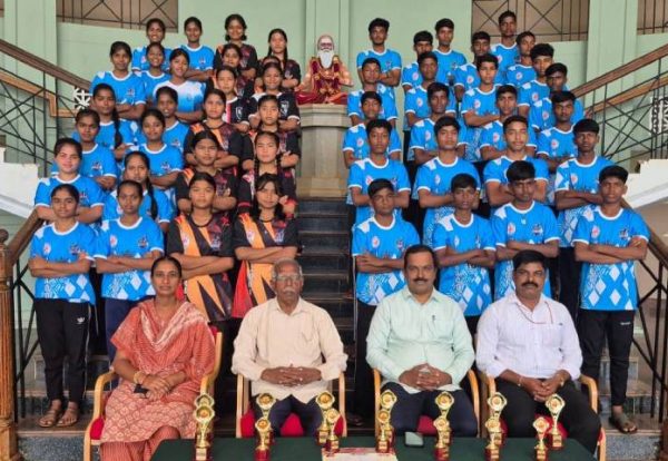 Suttur JSS High School Students Qualify for Divisional-Level Competitions Suttur JSS High School Students Qualify for Divisional-Level Competitions